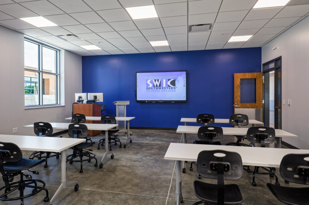 Southwestern Illinois College Manufacturing Training Academy slide